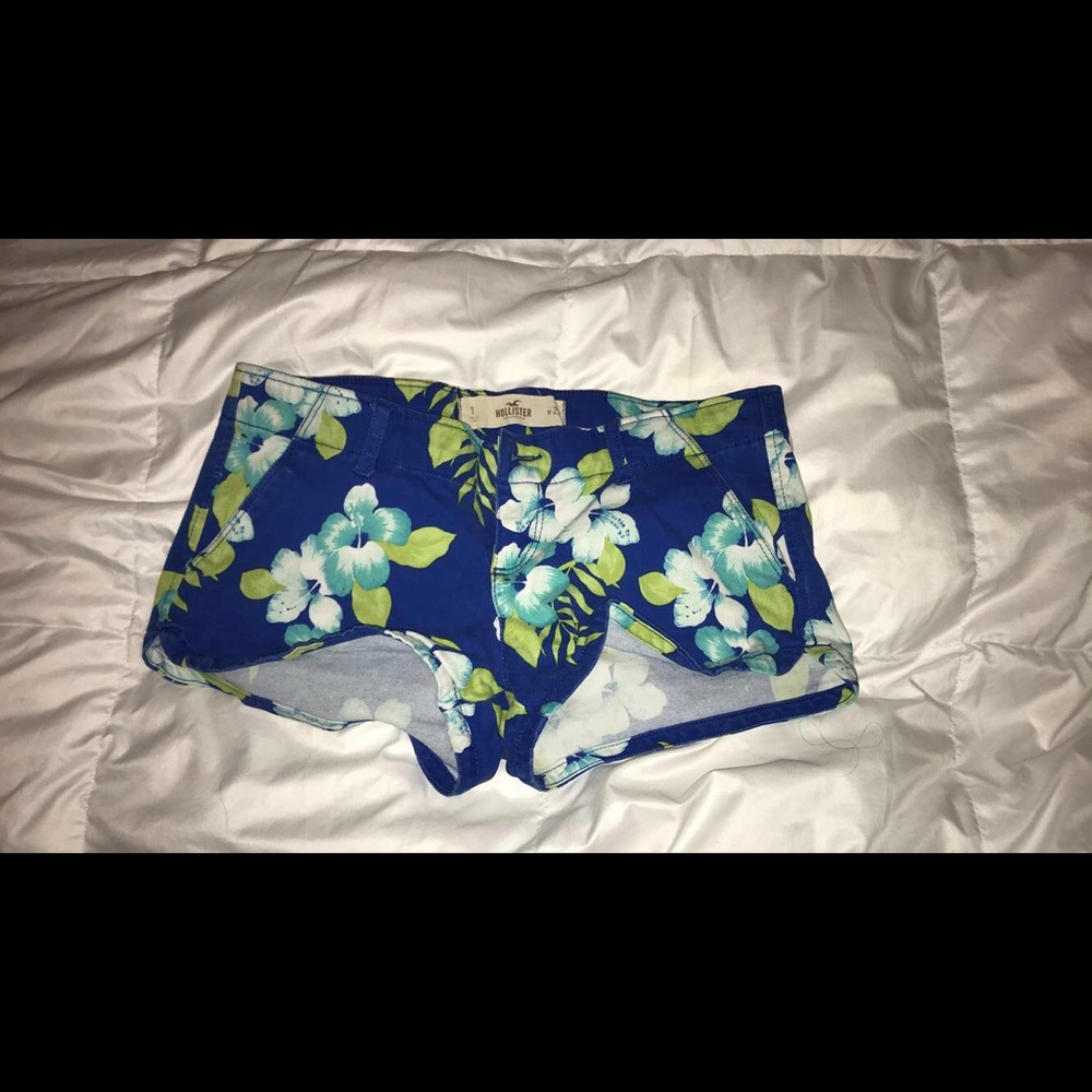 Hollister shorts